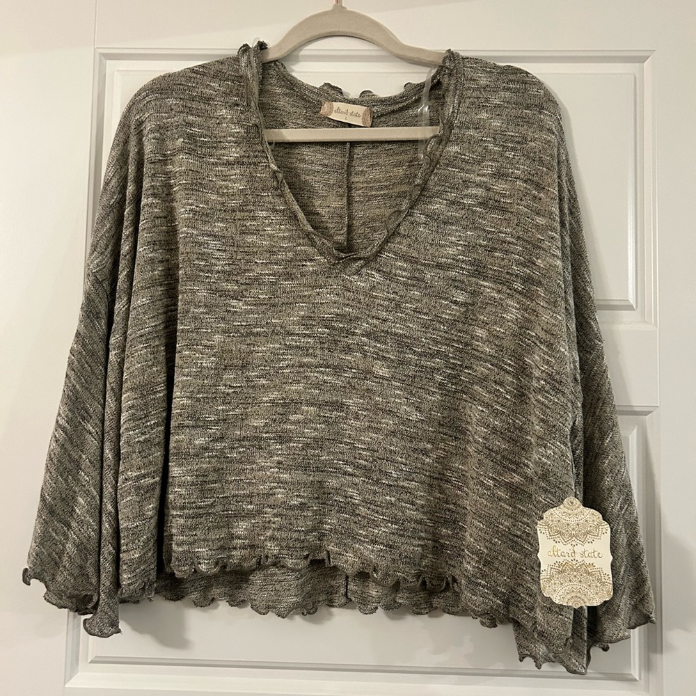NWT Altar’d State Gray Heather Sweater Size Large